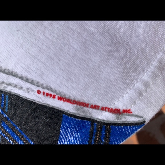 Vintage gildan tee - Picture 6 of 7